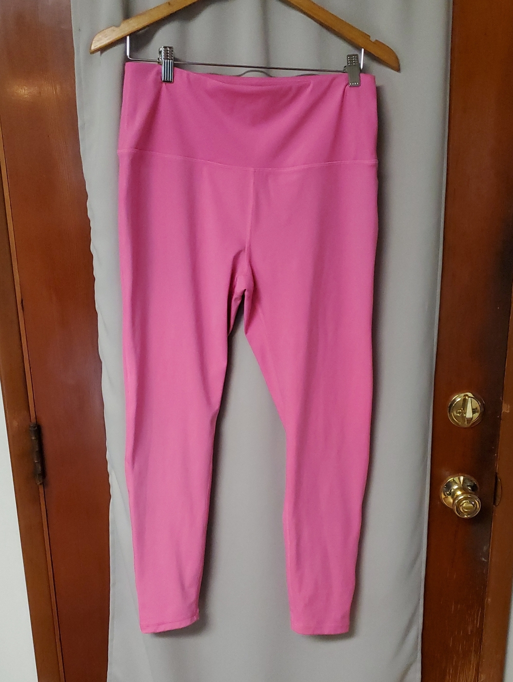Amazon Essentials Pink High-Rise Leggings